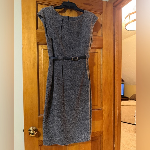 connected apparel Dresses & Skirts - Classic Style Retro Chic Pencil Style Dress
Size 12
